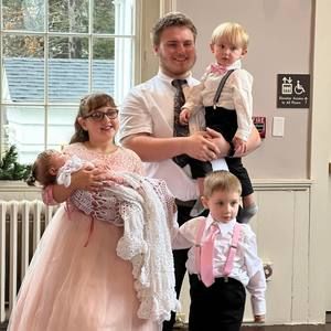 Meet your Posher, Laura